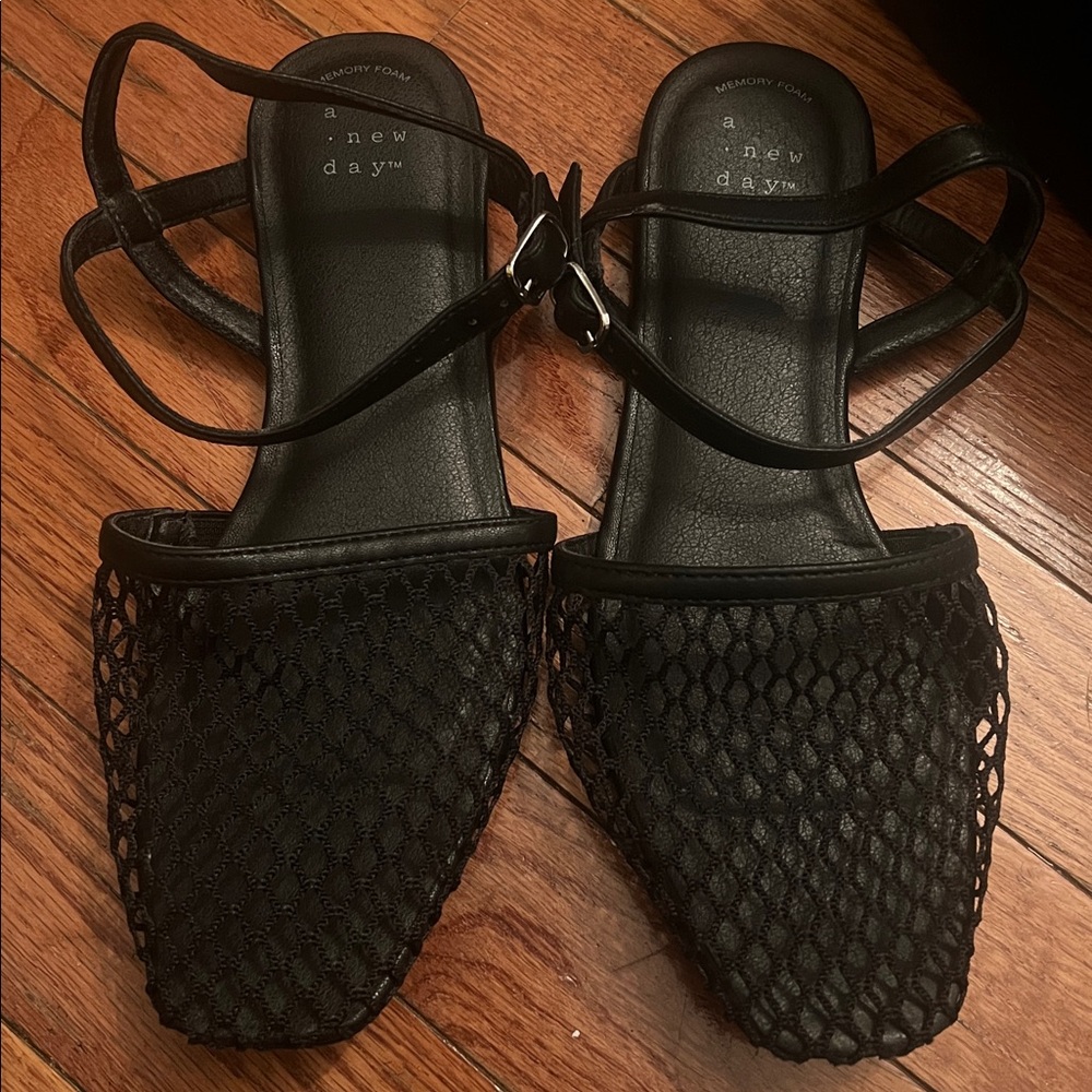 Women's Black Mesh Sandals